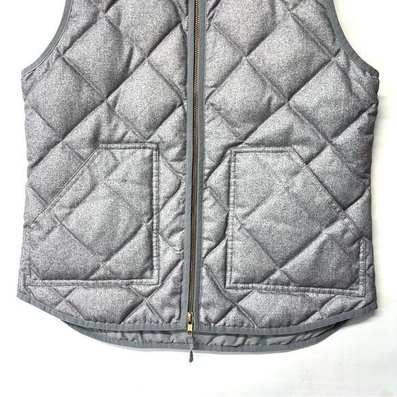 J Crew Diamond Quilted Down Zip Up Puffer Vest Jacket Gray Silver Size Small - Picture 4 of 14